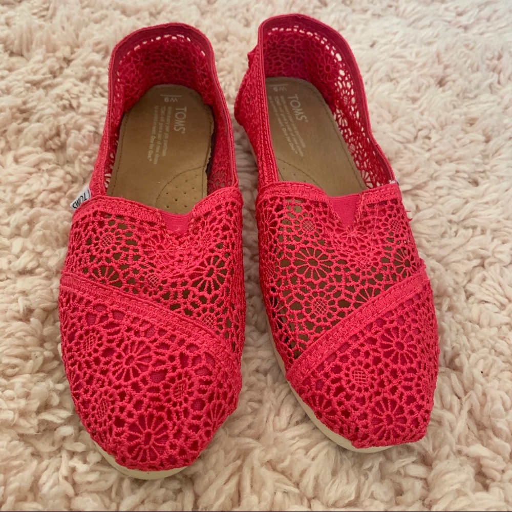 Hot Pink Crochet Classic Toms